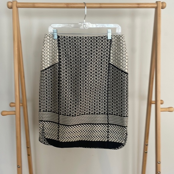 Black and white graphic pencil skirt nwt jcrew
